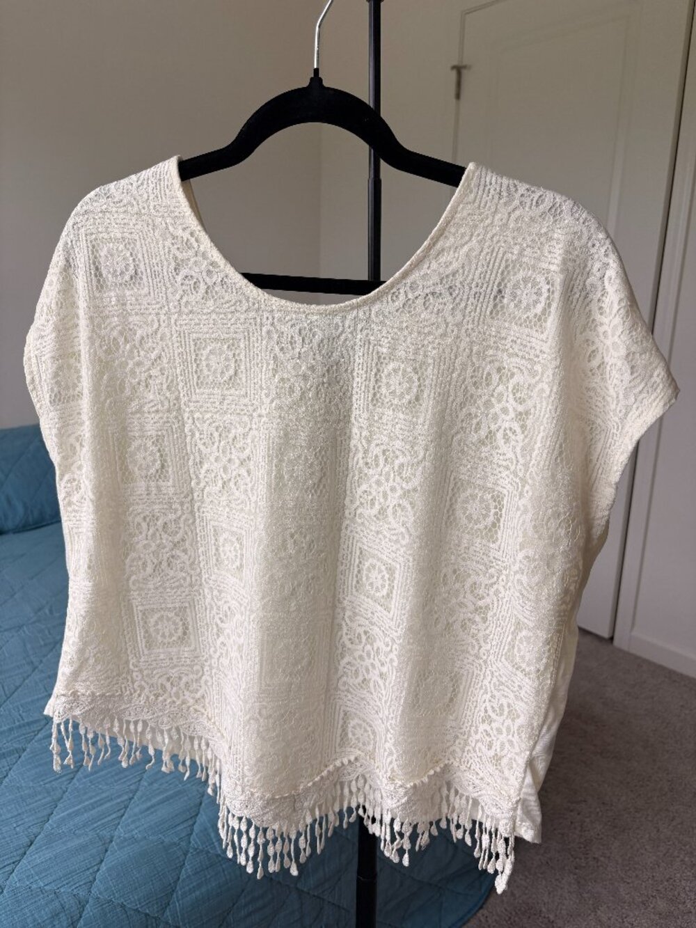 Cato Cream Crochet Lace Fringe Hem Top Large